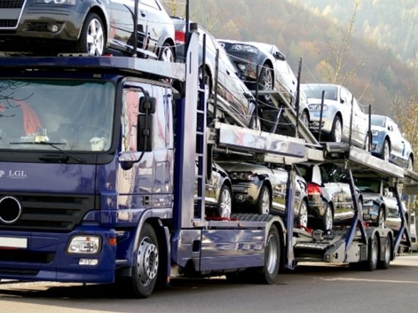 Araç Taşımacılığı: Güvenli ve Hızlı Taşımacılığın Sırları 9 Araç Taşımacılığı: Güvenli ve Hızlı Taşımacılığın Sırları Araç Taşımacılığı: Güvenli ve Hızlı Taşımacılığın Sırları